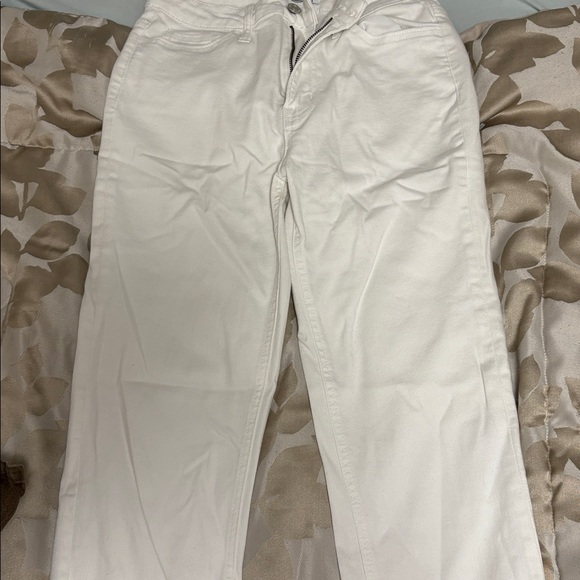 Women's White Skinny Jeans - Picture 1 of 2